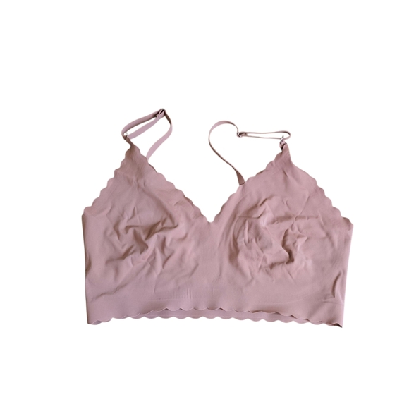 🔴 3/$25 Scalloped Seamless Bra Brassieres Comfortable Adjustable Bralette - Picture 1 of 10
